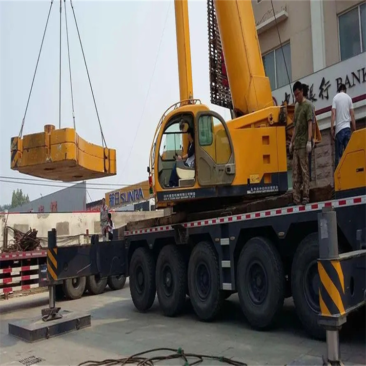 蒙山当地吊车出租|机器吊装|75吨|工厂搬迁服务